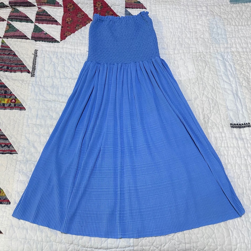 Line and Dot Strapless Smocked Pleated Midi Dress Blue XS